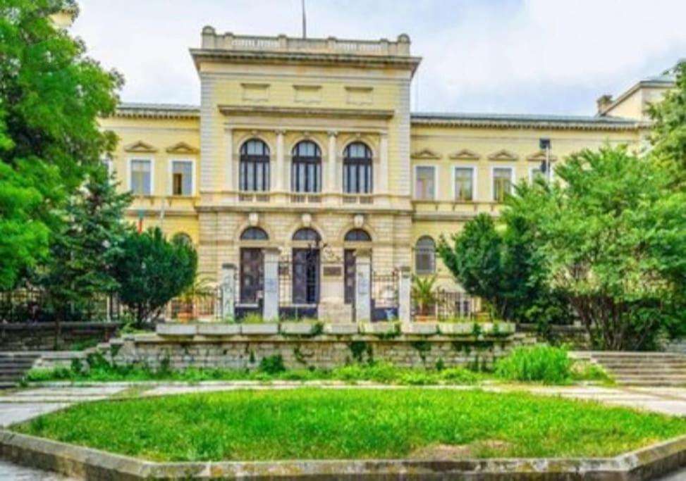 Home Relax Varna Bagian luar foto
