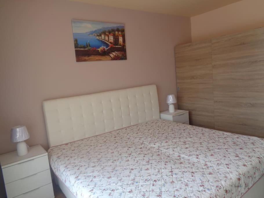 Home Relax Varna Bagian luar foto
